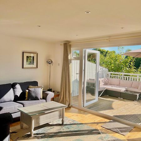 Nola Lodge Cirencester Esterno foto
